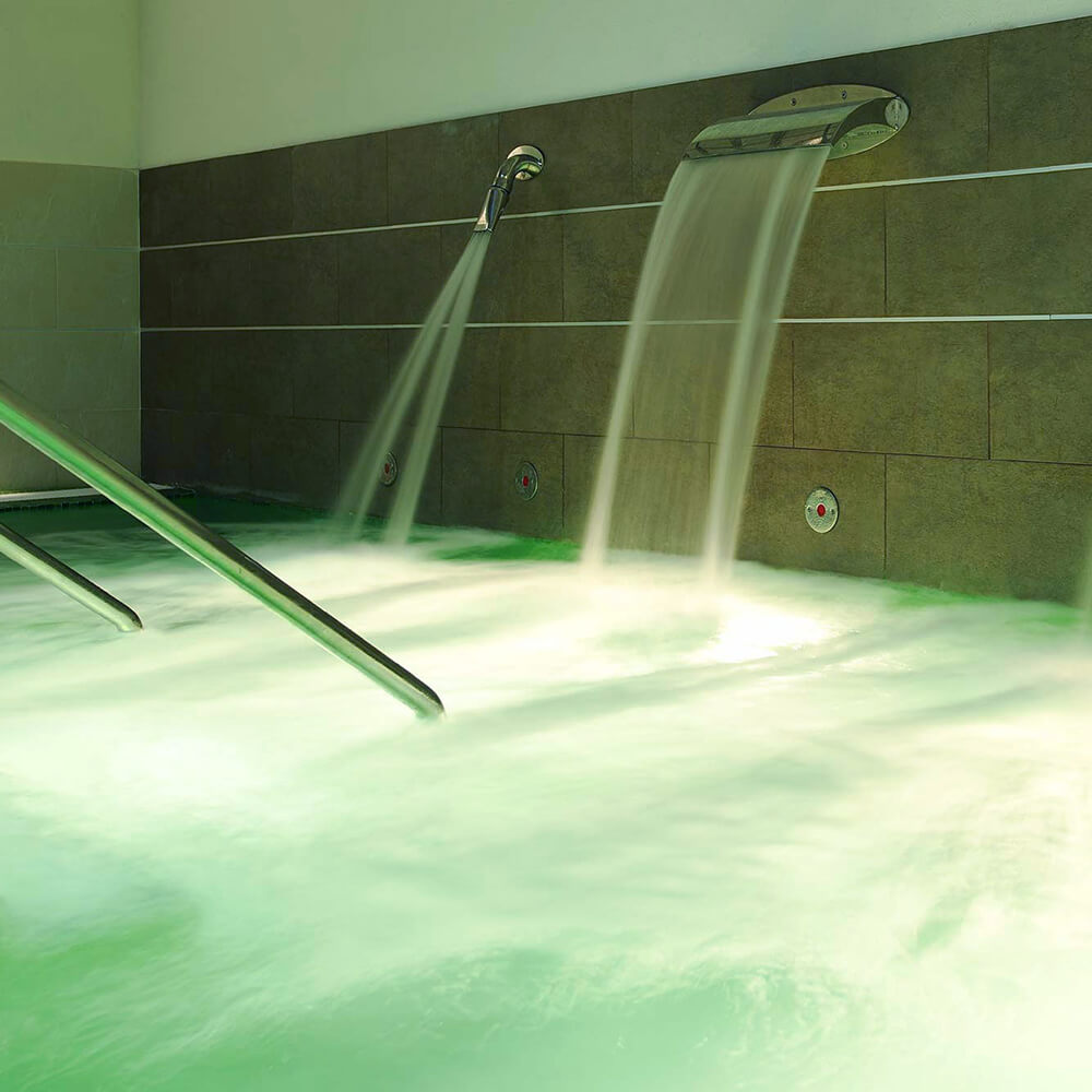 Regency Torviscas Apartments Suites